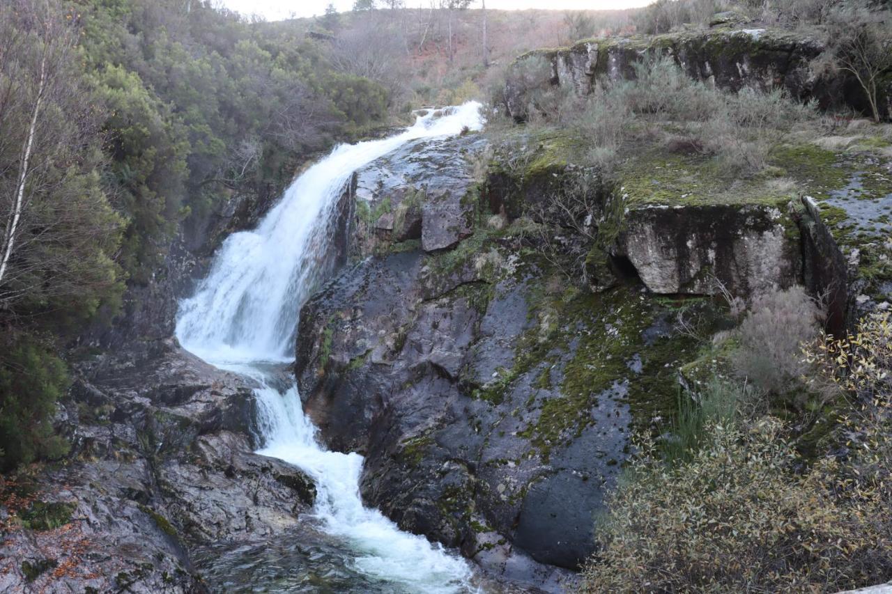 Pensjonat Quinta Da Riba Ma Santa Leocadia Zewnętrze zdjęcie